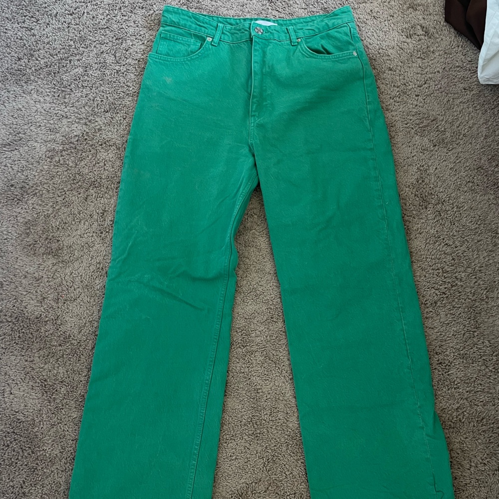 GREEN ZARA STRAIGHT LEG JEANS